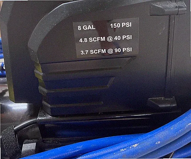 Husky Hotdog Air Compressor 8 gallons. ‏‏‎ ‎ ‏‏‎ ‎‏‏